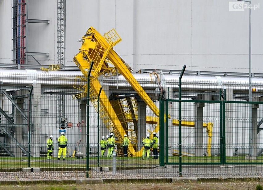 Wiatr uszkodził instalacje LNG w Świnoujściu [ZDJĘCIA]