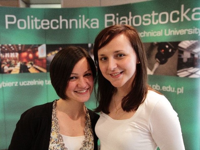 Sylwia Iljaszuk (z prawej) i Monika Grzegorczyk studiują budownictwo na Politechnice Białostockiej. W czwartek spotkają się z dziewczynami, które odwiedzą uczelnię podczas dnia otwartego przeznaczonego wyłącznie dla pań.
