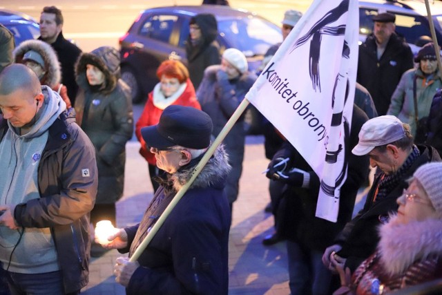 Protesty przed sądami rozpoczną się o godz. 18