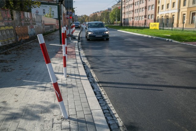 Nowy asfalt na ul. Mogilskiej okazał się wadliwy. W weekend rozpocznie się jego wymiana