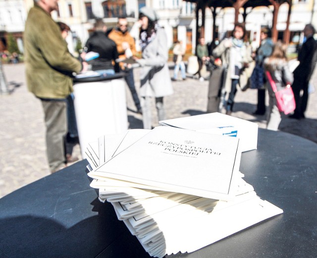 W Rzeszowie tylko w sobotę zebrano ponad 600 podpisów pod petycją do premier Beaty Szydło