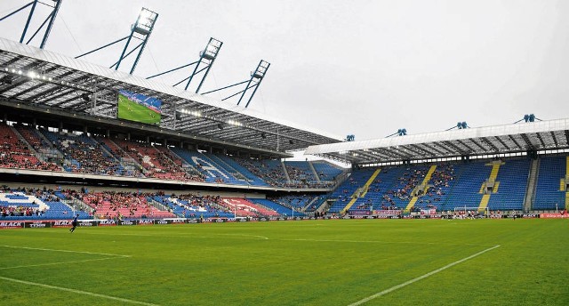 Stadion kosztował ok. 540 mln zł, a wraz z inwestycjami towarzyszącymi – ponad 600 mln zł