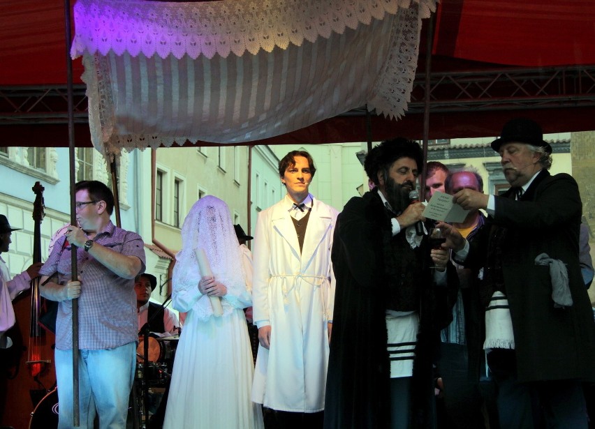 Żydowskie wesele na Starym Mieście w Lublinie (ZDJĘCIA)