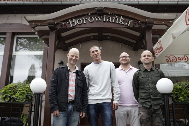W sobotę Andriej Kuzniecow (drugi z lewej) odpoczywał po podróży i spotkał się z dr. Grzegorzem Bilińskim (pierwszy z lewej) i dr. Maksymem Zhukiem (pierwszy z prawej) na obiedzie w Borowiance.