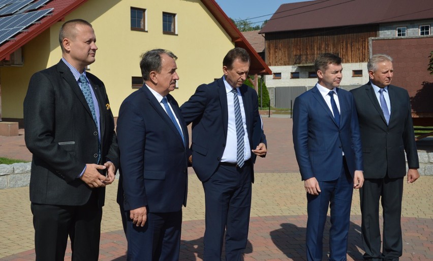 Gmina Pałecznica. Boisko już jest, dom opieki medycznej będzie