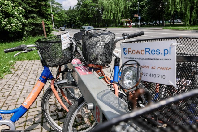 Mieszkańcy Rzeszowa narzekają nie tylko na stan rowerów, ale też na system ich wypożyczania.