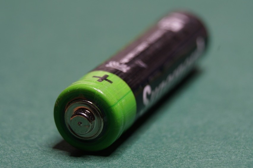 Baterie znajdują się w wielu elektronicznych gadżetach....