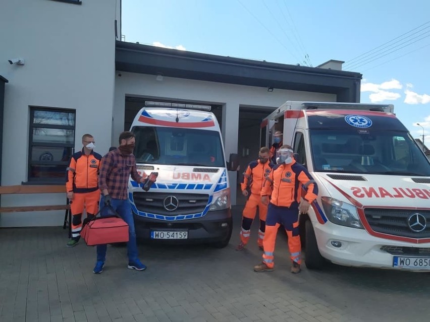 Ostrów Mazowiecka. Pomoc dla stacji pogotowia ratunkowego: licytacje charytatywne i inne gesty solidarności