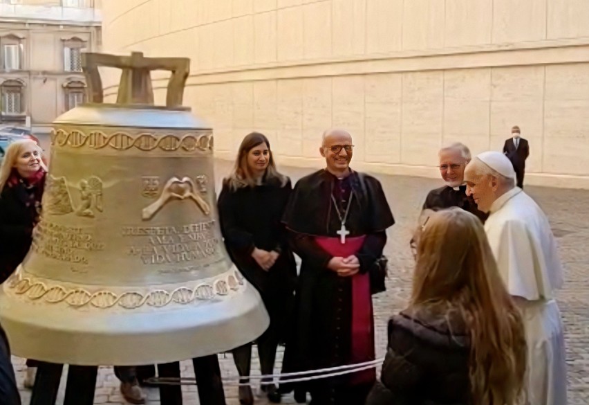 Papież poświęcił dzwony z Polski, które zabrzmią za granicą w obronie życia
