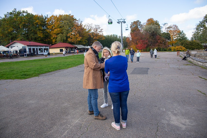 Społecznicy skupieni wokół Stowarzyszenia Nasz Park zbierają...