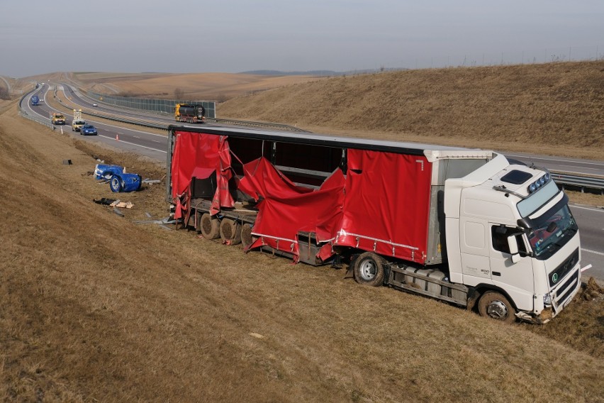 Do zdarzenia doszło w poniedziałek na autostradzie A4 w...