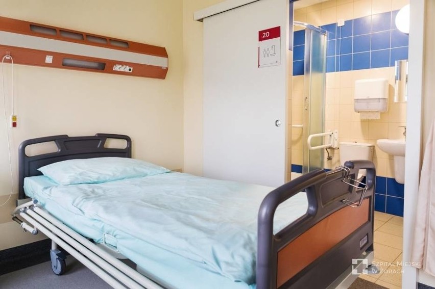 - Aby zapewnić dodatkowe łóżka szpitalne dla pacjentów...
