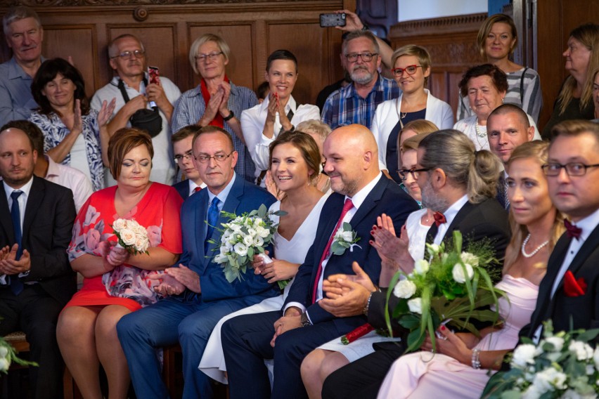 Największy zbiorowy ślub w Polsce został udzielony przez...