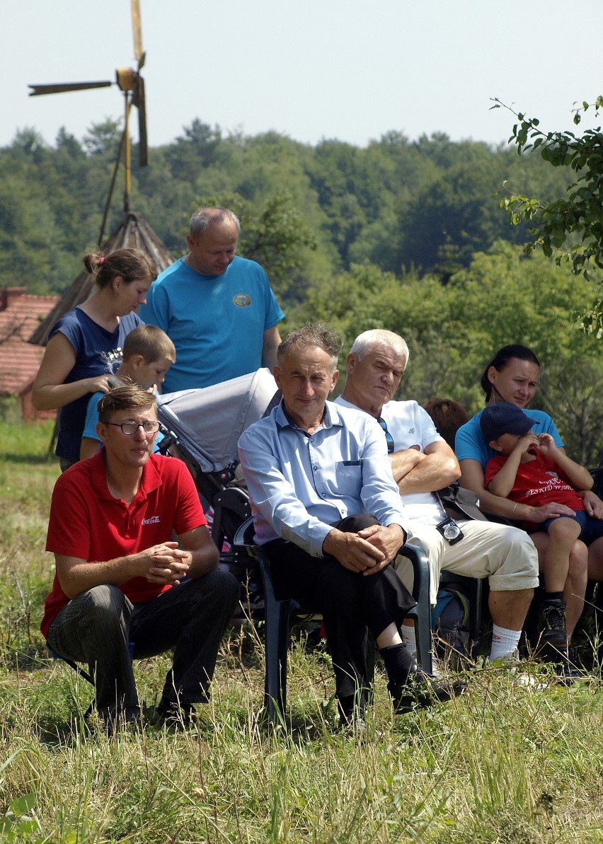 Odkryj Beskid Wyspowy. W sobotni wieczór wspięli się na Ćwilin, a w niedzielny poranek pokonali Łopusze Wschodnie