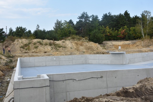 Budowa basenu w Żarkach