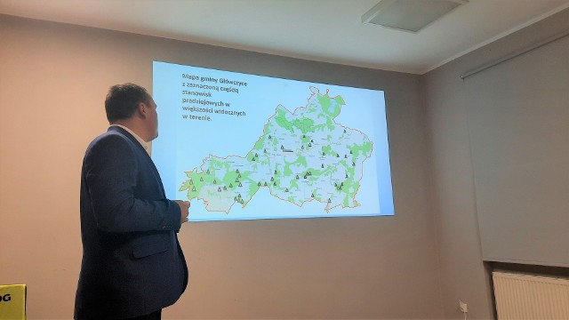 Spotkanie rozpoczął wykładem Tomasz Wiktorzak, mieszkaniec Główczyc i pasjonat regionu, archeolog oraz członek Stowarzyszenia Przyjaciół Łupawy „Dolina Łupawskich Megalitów”. W swoim wystąpieniu Wiktorzak przedstawił odkryte już zabytki na terenie gminy Główczyce oraz te, które czekają na odkrycie i zbadanie.