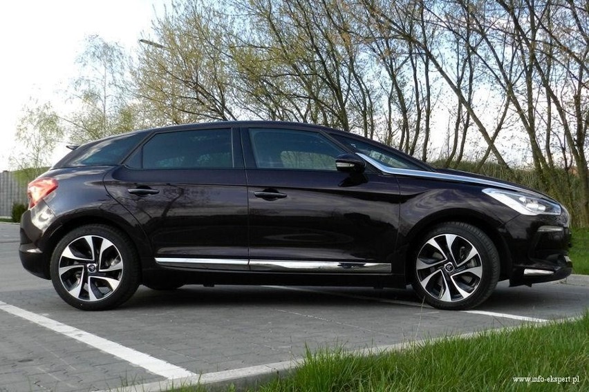 Citroen DS5 1.6 THP Fot:  Robert Kulczyk – Info-Ekspert