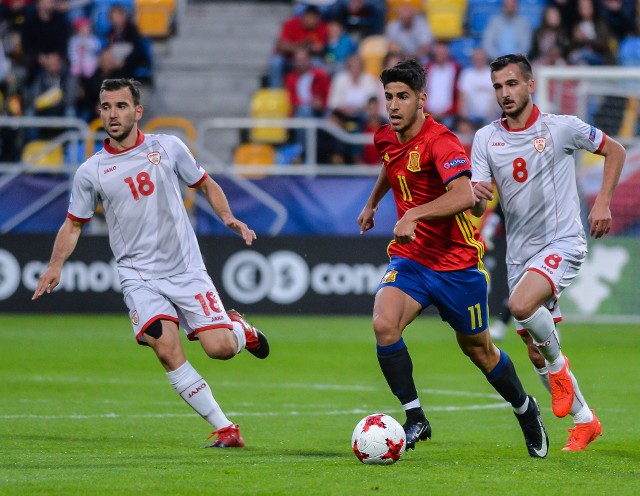 W drugim meczu grupy B Hiszpania rozbiła w Gdyni Macedonię 5:0. Hat-tricka zaliczył Marco Asensio, piłkarz Realu Madryt.