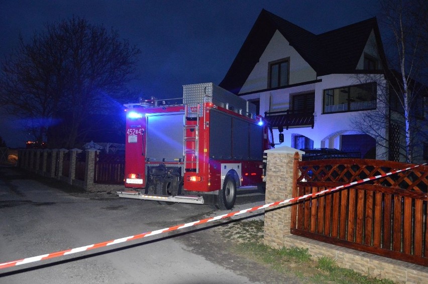 Wybuch w budynku w Miłkowie w gminie Bodzechów. Dwie osoby nie żyją [ZDJĘCIA, WIDEO]