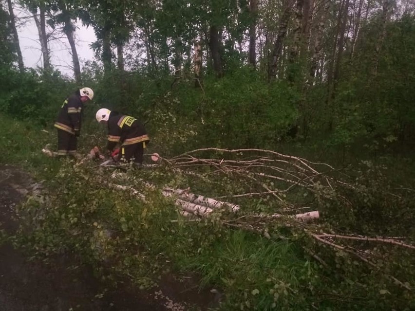 Wczoraj o godzinie 19.36 druhowie z OSP Narew zostali...