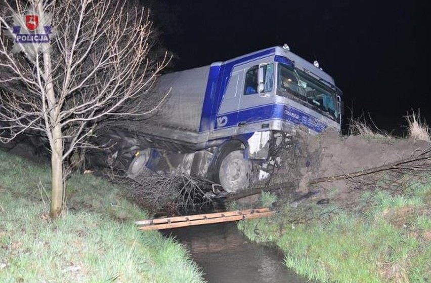 Trzy wypadki w powiecie kraśnickim. Dwie osoby w ciężkim stanie