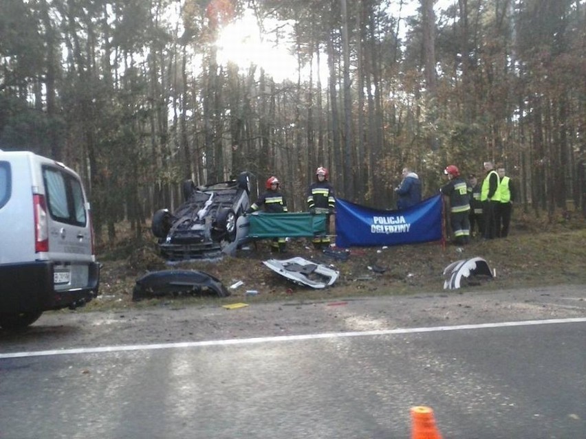 Śmiertelny wypadek w Przyłubiu. Kierowca opla zginął na...
