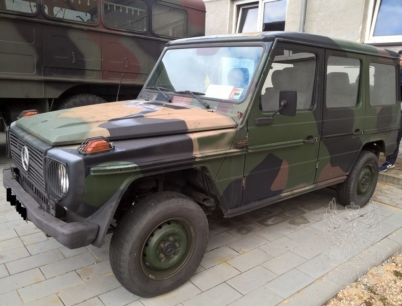 Samochód ciężarowo-osobowy wysokiej mobilności MERCEDES...