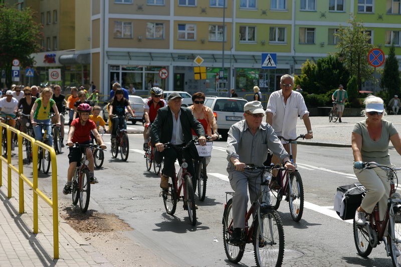 W sobote przez centrum Slupska przejechalo okolo stu...