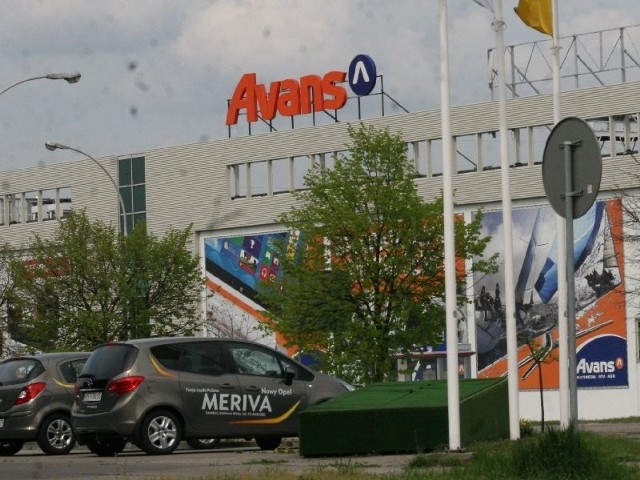 Nasz gigant na skraju bankructwa! Zobowiązania należącej do przedsiębiorców z Sandomierza sieci elektromarketów przekraczają 400 milionów złotych!Grupa Domex najmocniej kojarzona jest ze sklepami Avans, których w Polsce jest ponad 250.