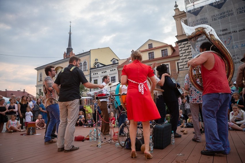 31 ULICA. Międzynarodowy Festiwal Teatrów Ulicznych dzień 1 [ZDJĘCIA]