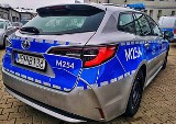 Łomżyńscy policjanci mają nową hybrydową toyotę [zdjęcia]