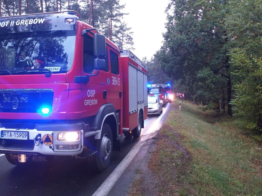 Wypadek na "zakręcie śmierci" w Stalowej Woli przy granicy z Jamnicą. Ranna została jedna osoba (ZDJĘCIA)