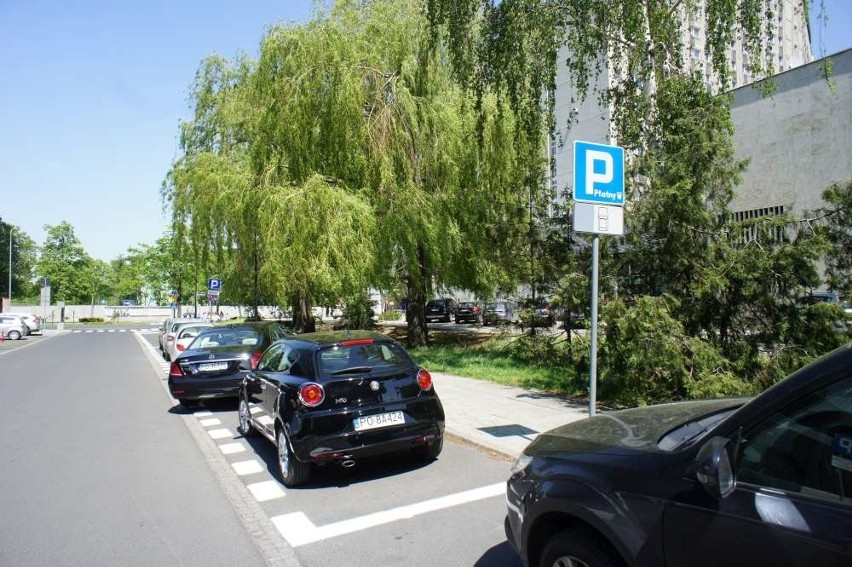 Strefa parkowania na kolejny trzech ulicach