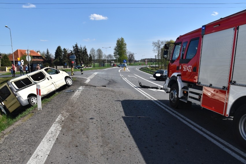 W Pleszewie doszło do poważnego wypadku. Na skrzyżowaniu...