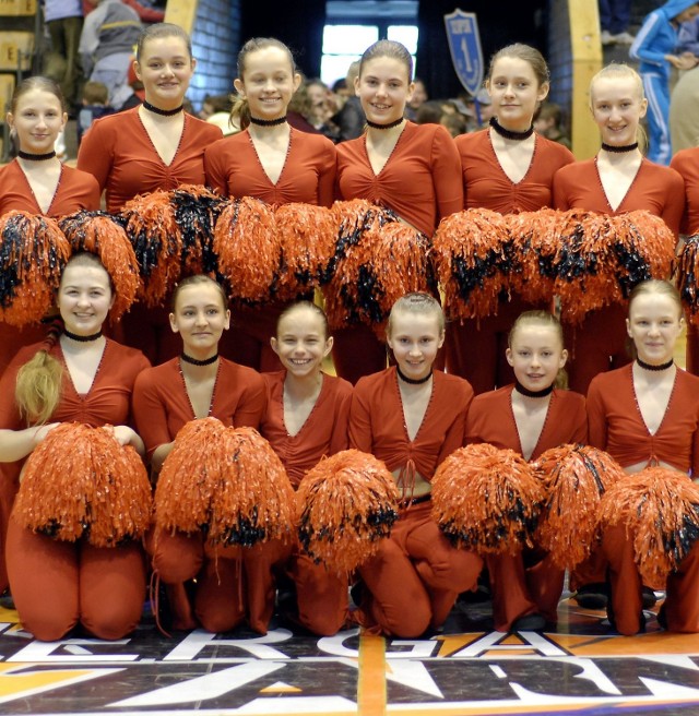 34 zespoły cheerleaders zaprezentują się podczas sobotnich mistrzostw.