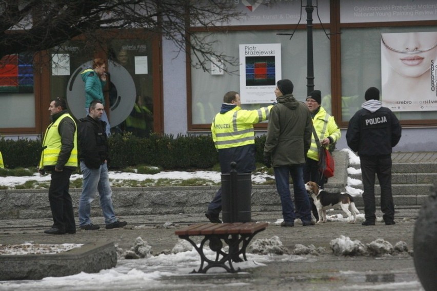 Wielka obława w Legnicy. Policja z Polski i Niemiec na tropie mordercy