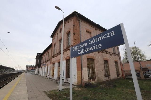 Na remont czeka dworzec PKP w Ząbkowicach. Na nowe pomysły czeka także Dom KulturyZobacz kolejne zdjęcia/plansze. Przesuwaj zdjęcia w prawo - naciśnij strzałkę lub przycisk NASTĘPNE