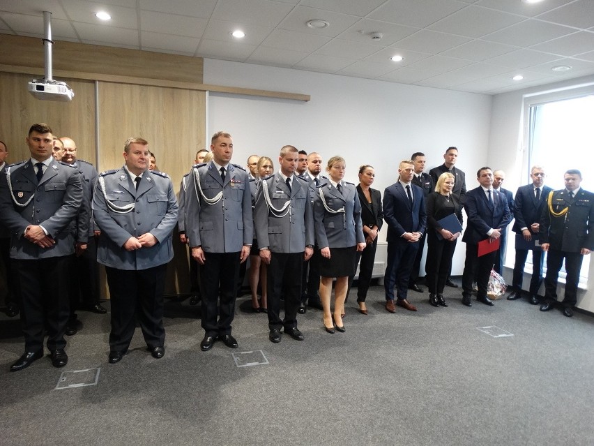 Zmiana na stanowisku komendanta policji w Zwoleniu. Mariusz Medwecki odszedł na emeryturę. Zastąpił go Sebastian Kopycki