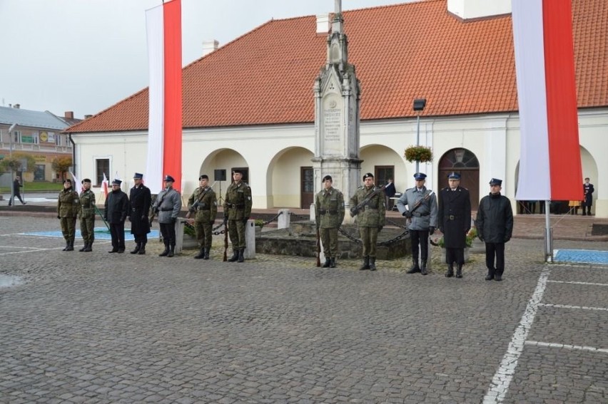 Swięto Niepodległości w Staszowie. Tak świętowali 11 listopada [ZDJĘCIA]