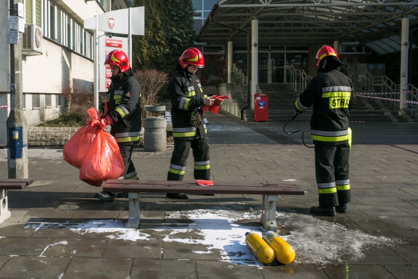 Kraków. Zagrożenie wąglikiem w sądzie. Tajemnicza informacja [ZDJĘCIA, WIDEO]