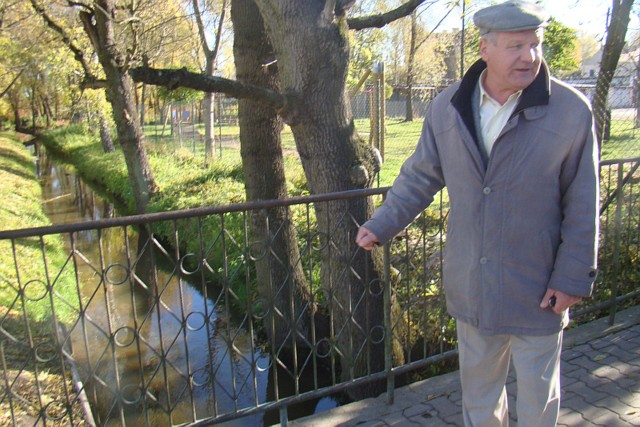 Radny Zbigniew Burnos o regulację Strugi walczy od wielu lat.