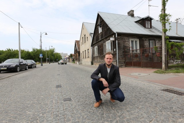 Adrian Górynowicz „odtworzył” już hotel Ritz i białowieski Pałac Carski, a teraz - Chanajki