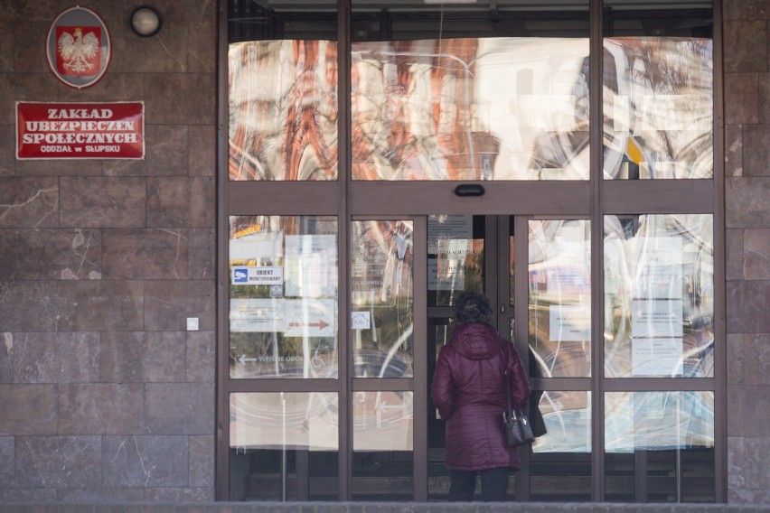 Dodatkowy zasiłek opiekuńczy do 24 maja. Rodzice mają wybór: zasiłek albo żłobek lub przedszkole