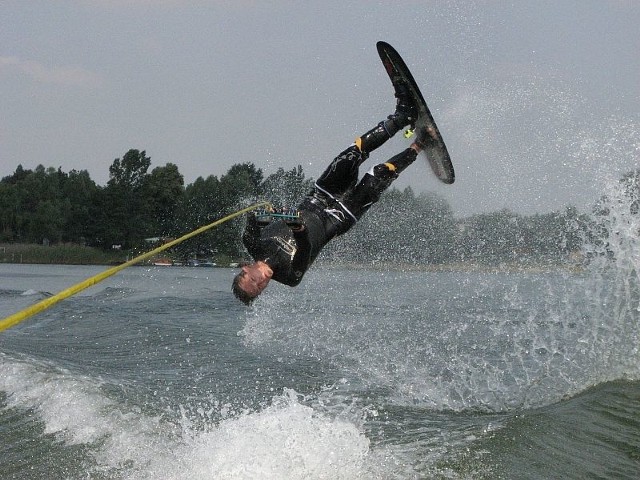 W 2007 roku odbyły się już skoki na jeziorze Ostrowskim.były to jednak mistrzostwa amatorów. Teraz do Przyjezierza mają zjechać najlepsi polscy zawodnicy