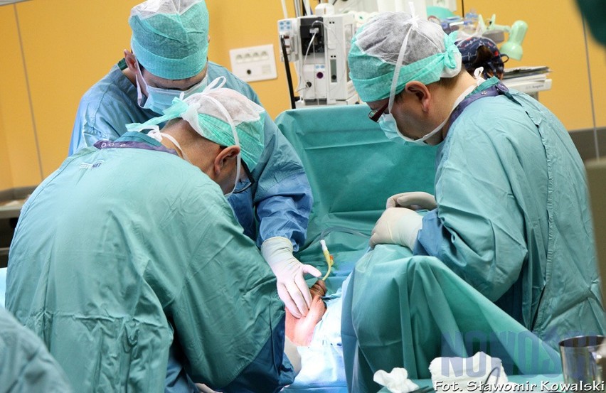 Wszczepienie szwajcarskiego inplantu cewki moczowej w szpitalu miejskim