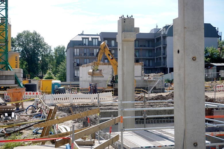 Budowa nowego gmachu szpitala nr 1 przy ul. Staszica