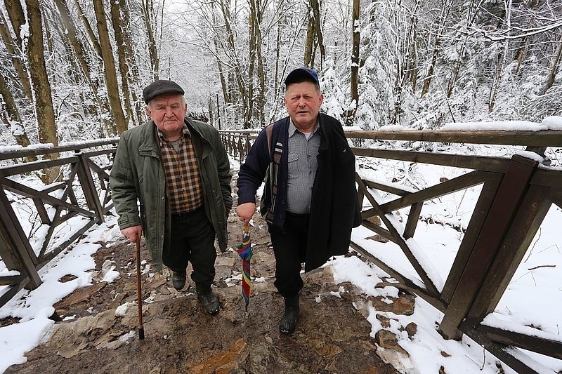 Droga Krzyżowa z Nowej Słupi na Święty Krzyż