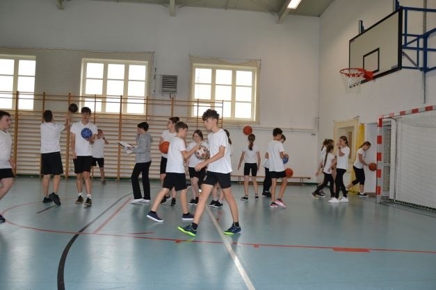 Europejski Tydzień Sportu w Szkole Podstawowej w Bebelnie w gminie Włoszczowa. Zobaczcie zdjęcia
