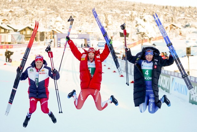 Norweżka Lotta Udnes Weng, Szwajcarka Nadine Faehndrich i Finka Johanna Matintalo obsadziły podium sprintu podczas zawodów Pucharu Świata w Beitostolen.