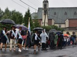 W Harmężach upamiętnili rocznicę męczeńskiej śmierci o. Maksymiliana. Franciszkanie przypomnieli losy świętego w obozie Auschwitz [ZDJĘCIA] 